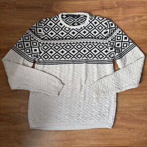 Zara Black and White Geometric Crewneck Sweater